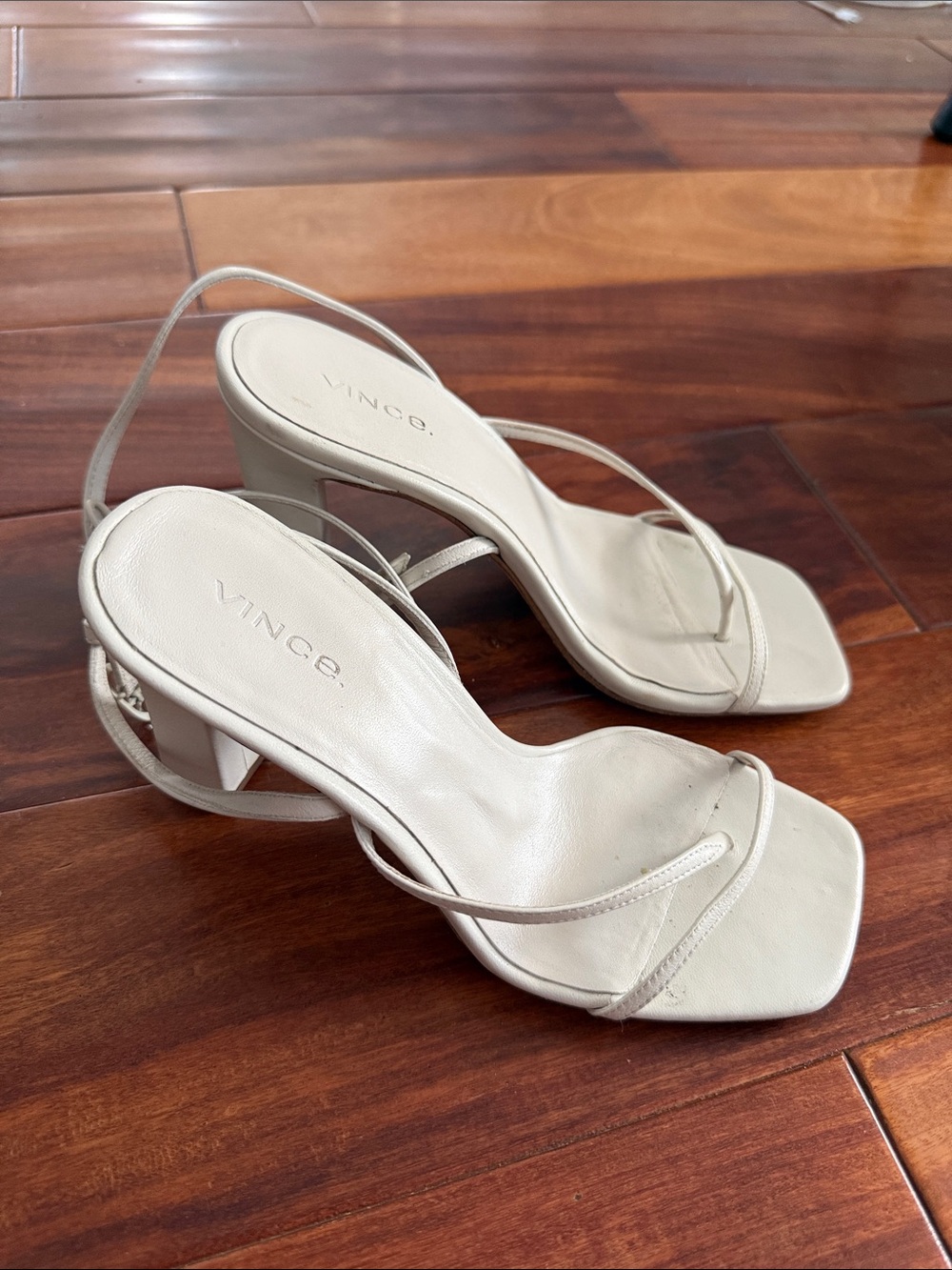 VINCE Qiana Strappy Leather Ankle-strap Sandals